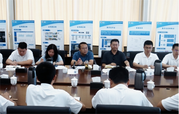 城發(fā)城市更新公司召開“以實干作答，用實績交卷，靠奮斗出彩”全員擂臺賽暨2022年度及2023年年中述職評議會.png